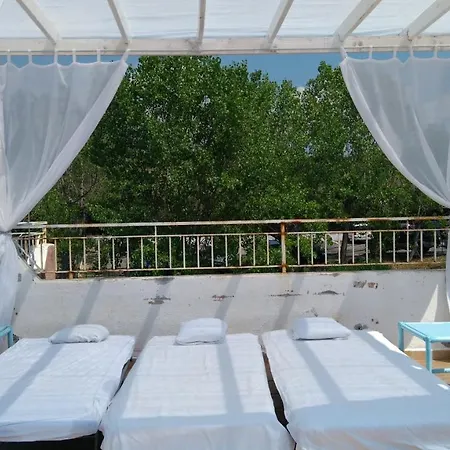 100 M To The Sea, Private Beach, Terrasse 60m2, Gorgeous View Appartamento