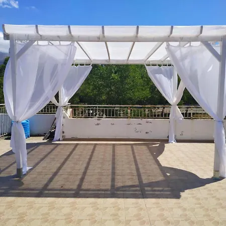 100 M To The Sea, Private Beach, Terrasse 60m2, Gorgeous View *