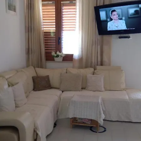 Appartamento 100 M To The Sea, Private Beach, Terrasse 60m2, Gorgeous View *