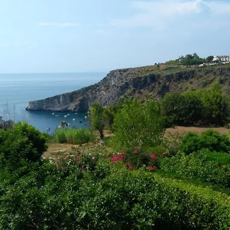 100 M To The Sea, Private Beach, Terrasse 60m2, Gorgeous View * Scalea