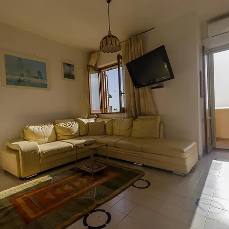 100 M To The Sea, Private Beach, Terrasse 60m2, Gorgeous View Appartamento