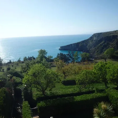 100 M To The Sea, Private Beach, Terrasse 60m2, Gorgeous View Appartamento Scalea